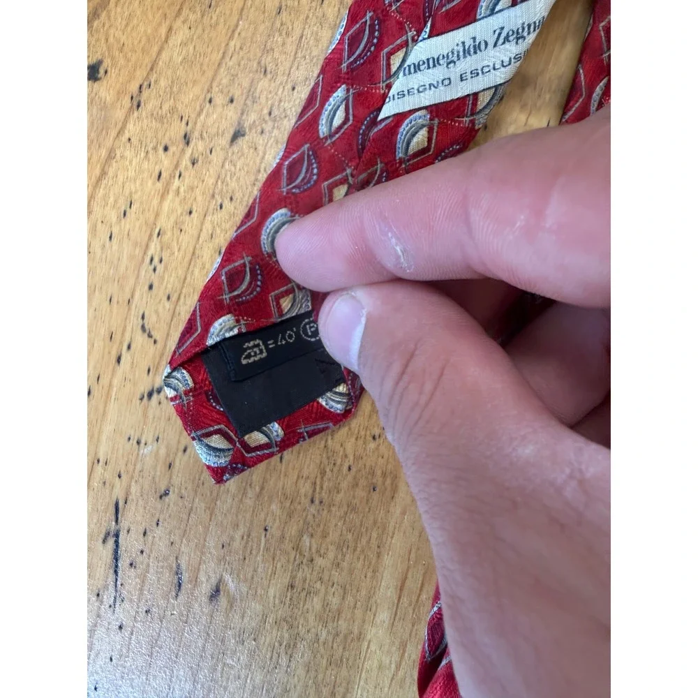 Ermenegildo Zegna Silk Tie Red Geometric Disegno Esclusivo Italian Luxury Men